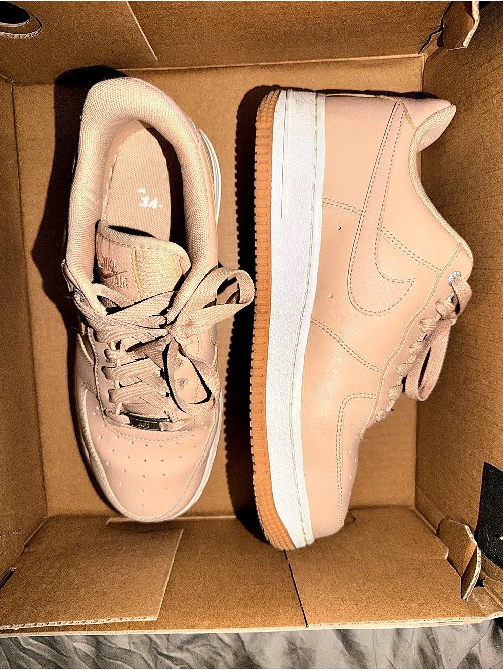 Nike Air Force 1 Women's Sneakers Pink & White US 7.5 Like New